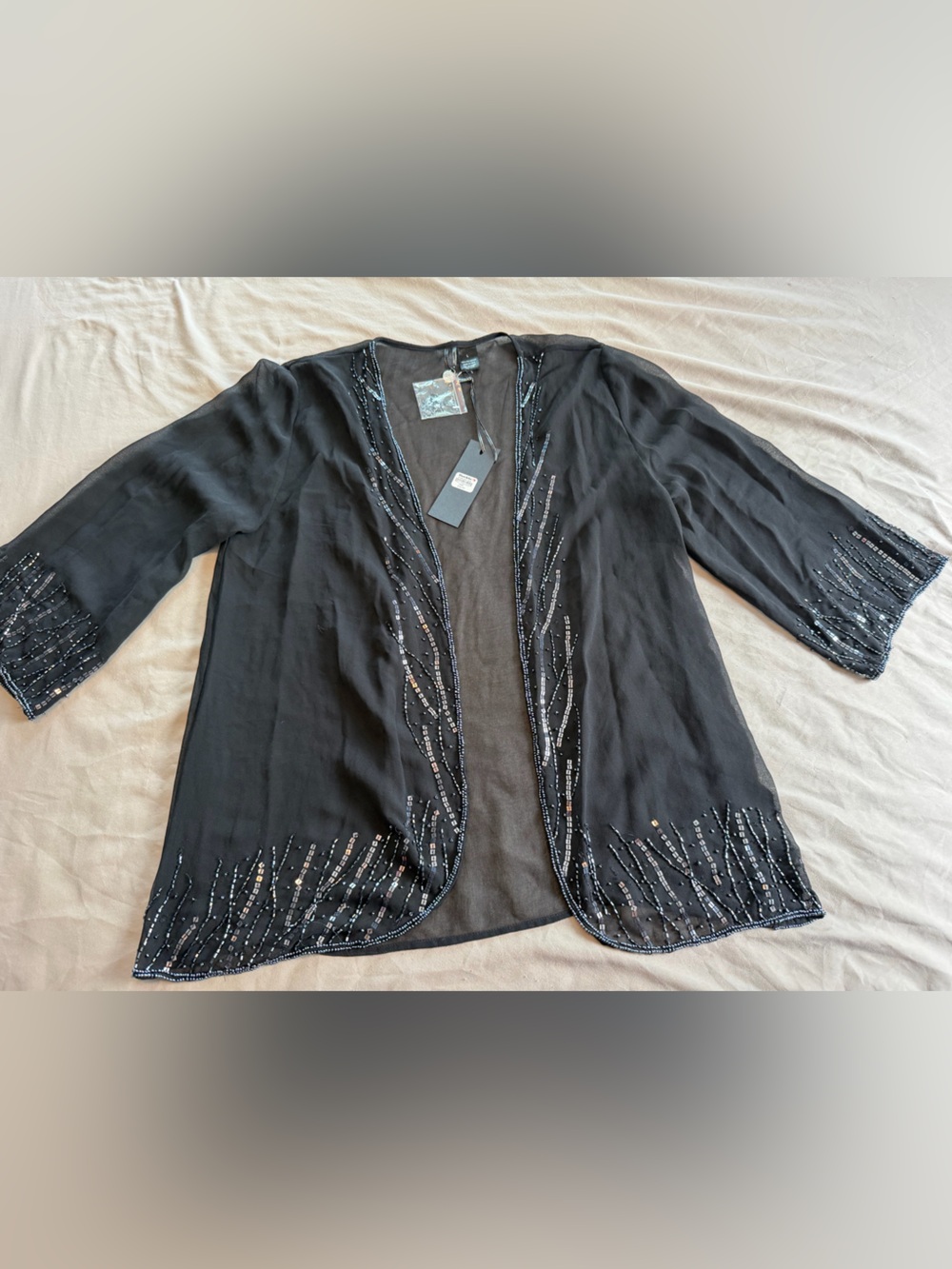 Buckle NWT Black Sequin Detail Kimono